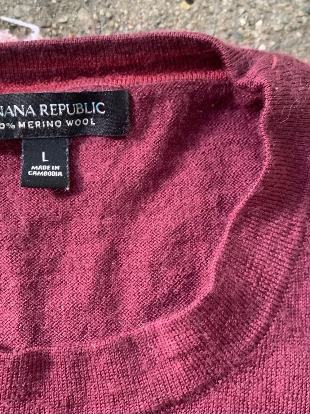 BR 100% Merino Wool men’s  Red Crew Neck Sweater- Size‎ Large